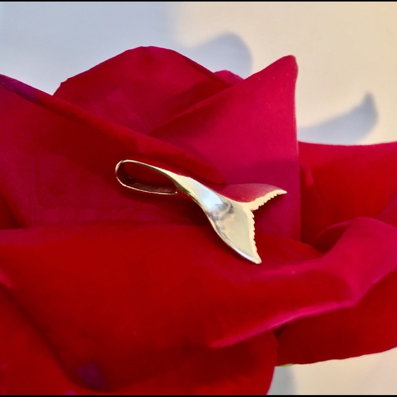 14k Gold Whales Tale Polished Pendent Necklace Custom Made on Maui Preowned - Picture 2 of 15